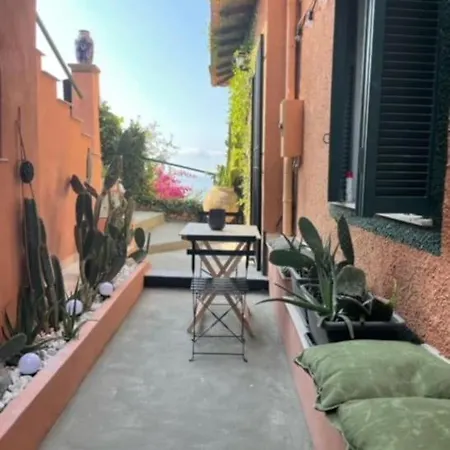 Casa Consuelo *